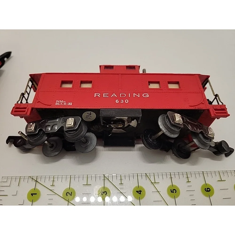 Lot of 3 American Flyer S 630 Reading Red Illuminated Caboose Train Cars